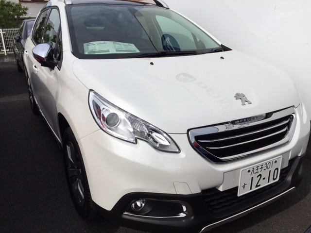 新しい試乗車が着ました。