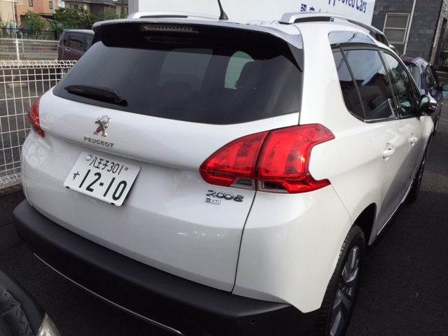 新しい試乗車が着ました。