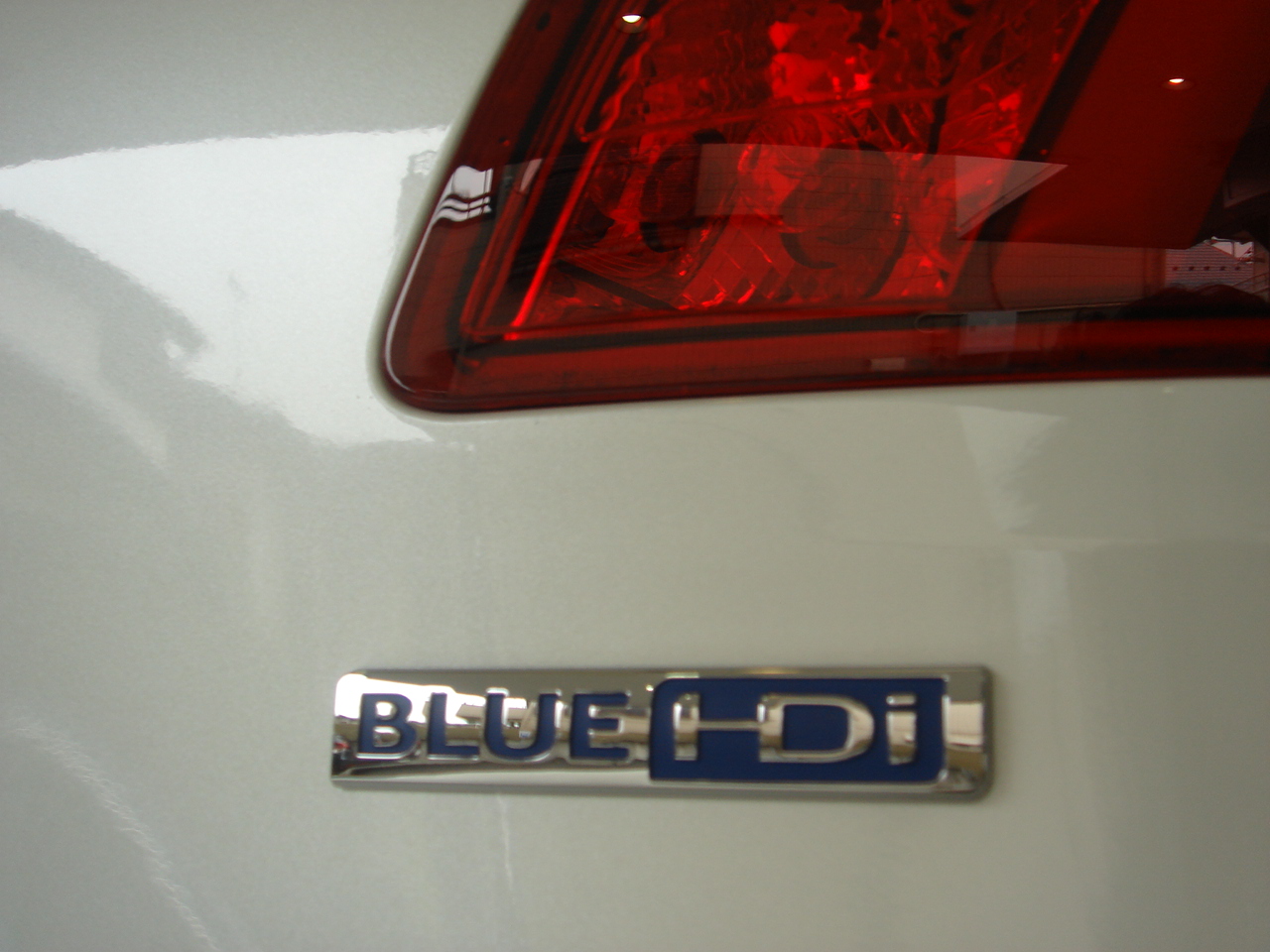 308Allure HDi来ました