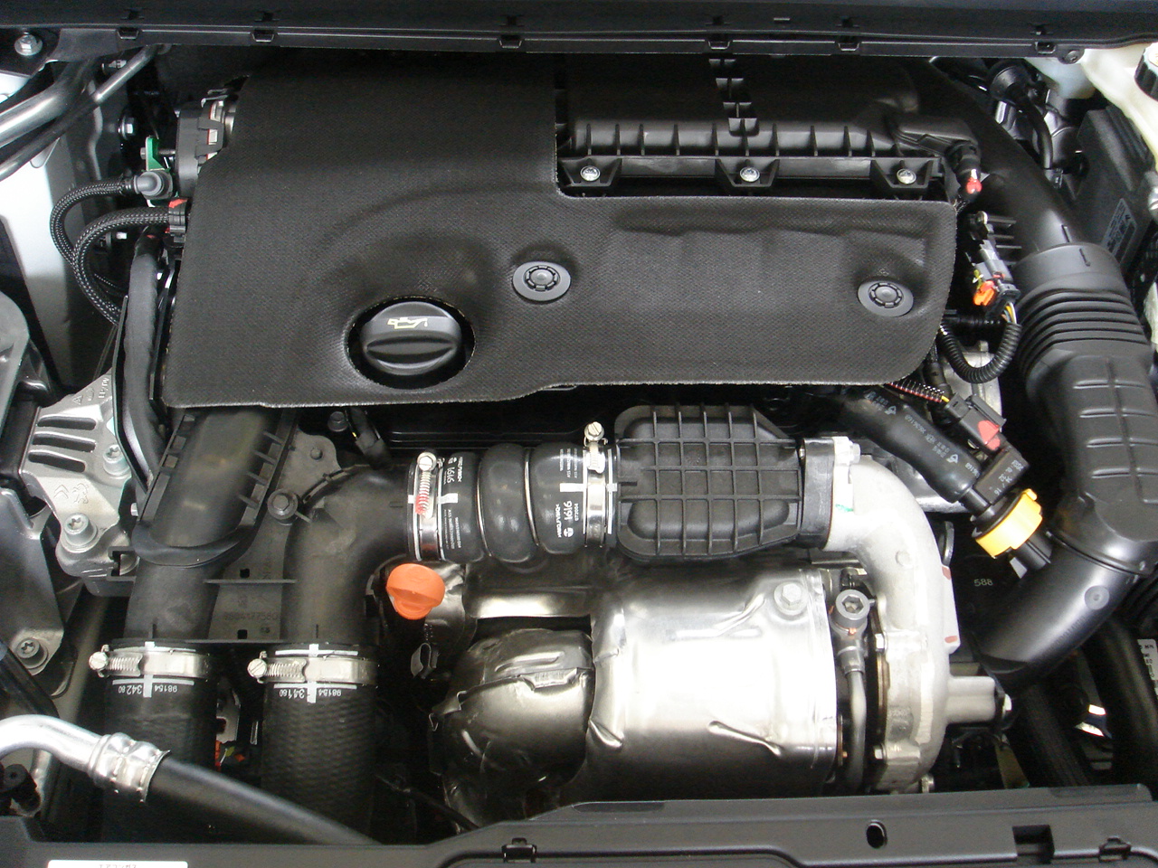 308Allure HDi来ました