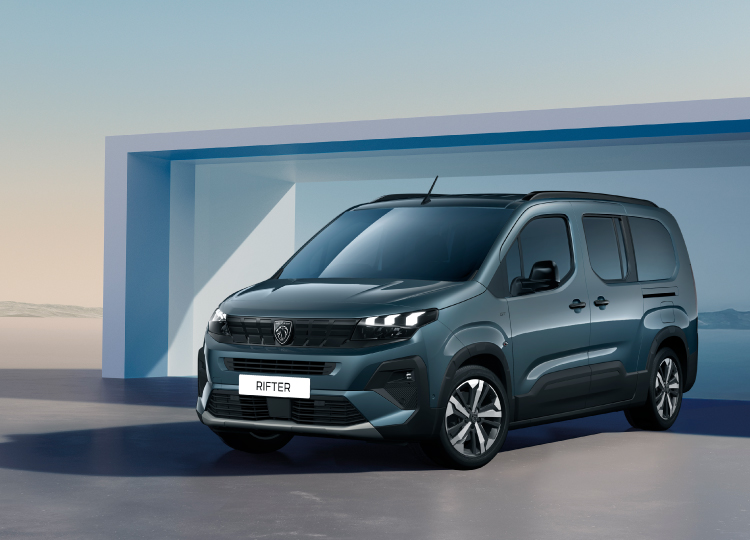 限定車「RIFTER LONG GT Kiama Blue Edition」発売です。